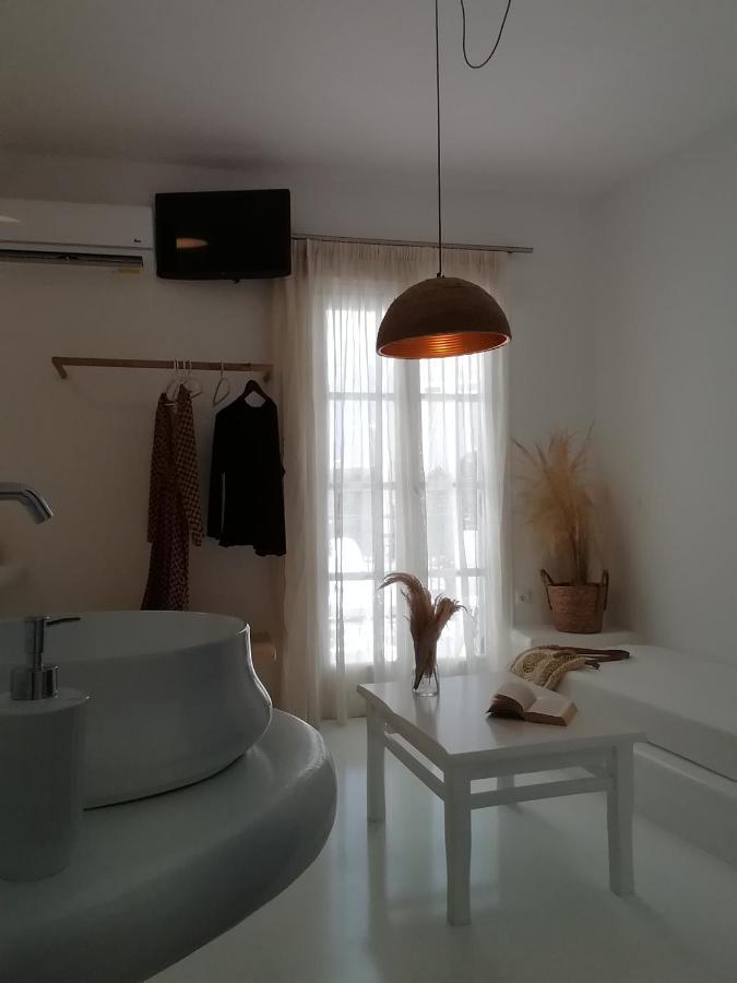 海伦公寓 Naxos City 外观 照片