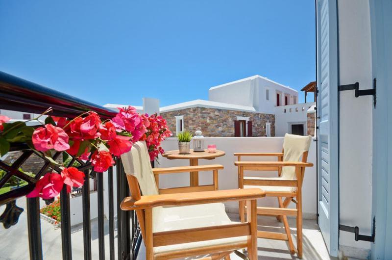 海伦公寓 Naxos City 外观 照片
